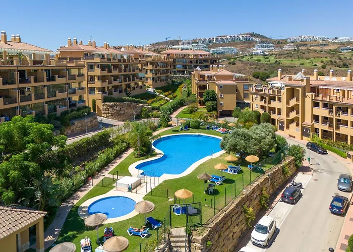 2 Bedroom Apartment With Spectacular Views In Hercesa Calanova Golf