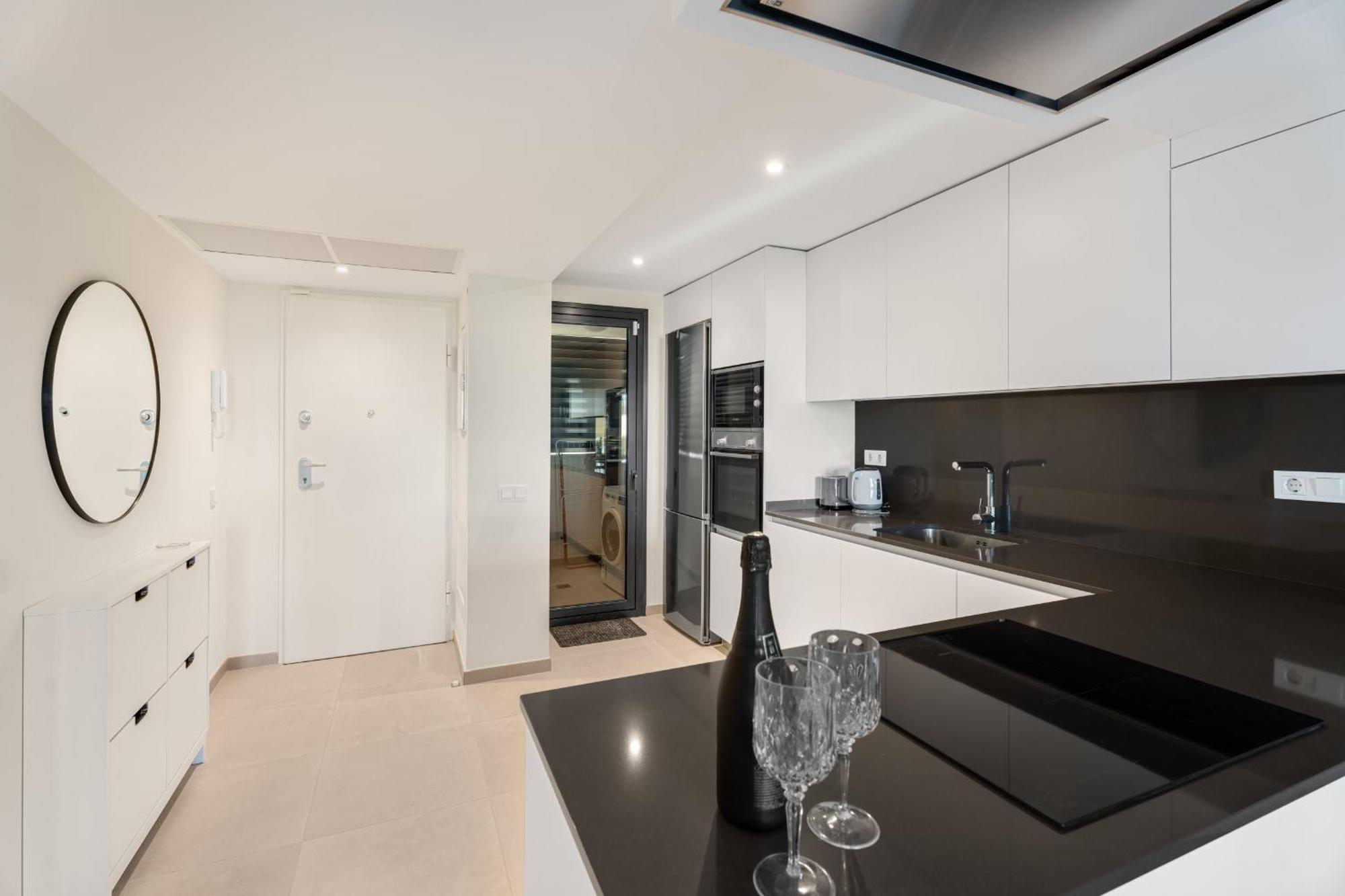 2 Bedroom With Spectacular Views In Hercesa Calanova Golf Málaga